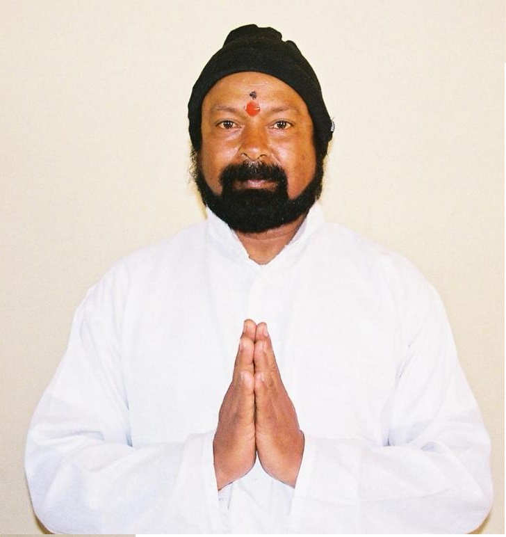 T-4 Yogi Simon Gill, Co-Founder of LIH